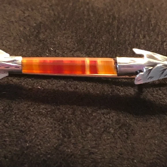 Antique Victorian Scottish Banded Agate Arrow Brooch Chased Sterling Silver 1880